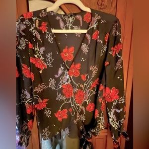 Madewell 100% silk wrap top, M, navy w/red flowers, excellent condition!